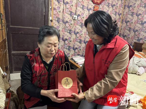 破解社区养老服务难题，激发居民自治添助力——居民服务创新实践