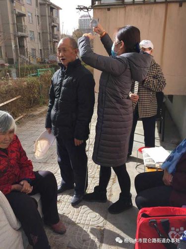 健康查体、服务同行 打通居民健康服务的“最后一公里”