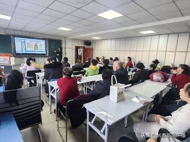二道区荣光街道四通社区:营养配餐进社区 健康服务暖民心